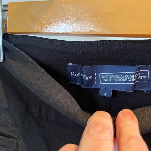 Reitmans Black Short Buisness Cuffed Capris Size 9 C003 - Picture 7 of 10